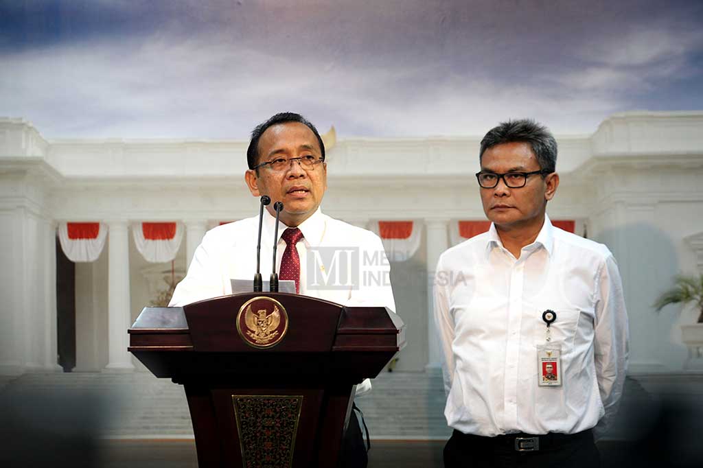 Presiden Berhentikan Menteri ESDM