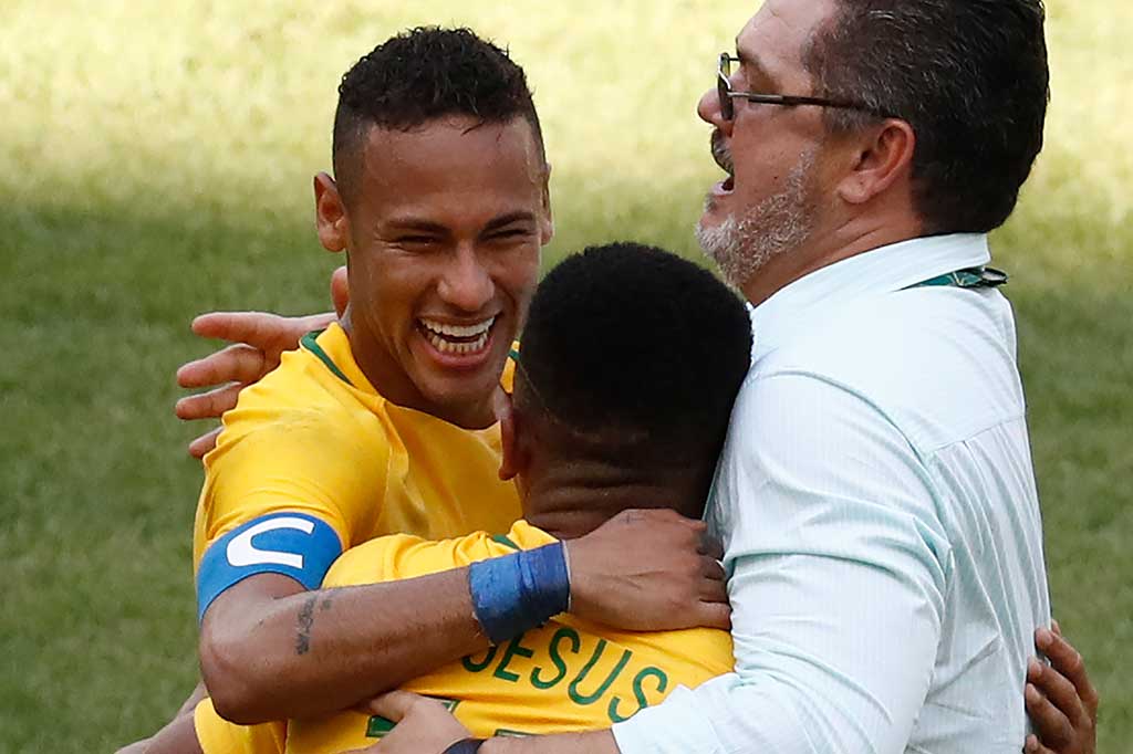 Di partai puncak Tim Samba akan menghadapi Jerman yang di pertandingan lainnya menundukkan Nigeria 2-0.