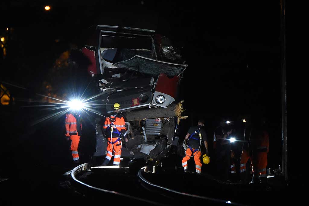 Akibat kejadian tersebut perjalanan KA dari Montpellier menuju Nimes dan sebaliknya dihentikan sementara.