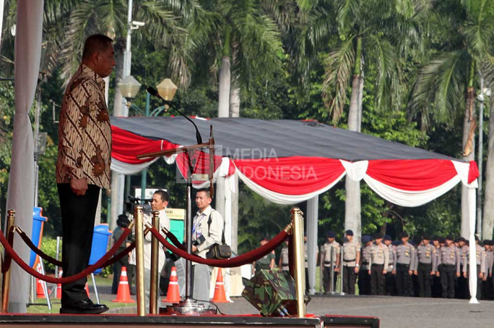 Menhan menjadi inspektur upacara pada Apel Gelar Nasional Bela Negara.