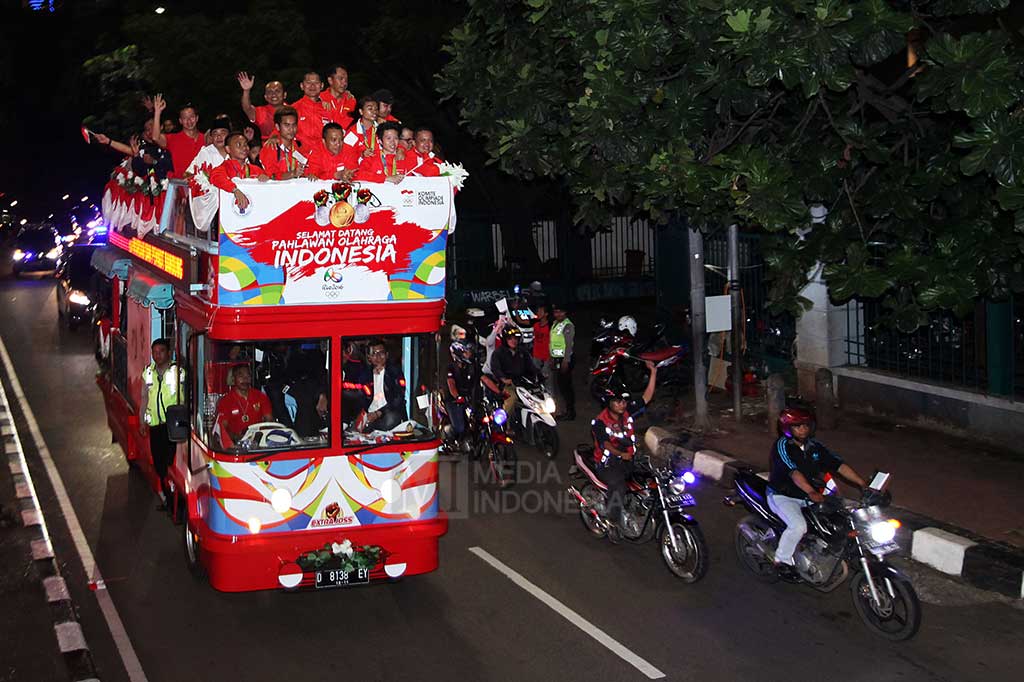 Meriahnya Arak-arakan Atlet Peraih Medali Olimpiade