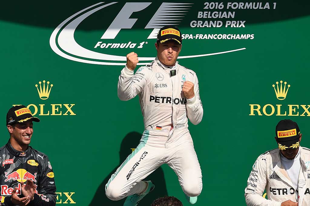 Pembalap Mercedes Nico Rosberg melintasi garis finis dengan keunggulan 14,1 detik atas Daniel Ricciardo yang membela Red Bull. Sementara rekan setim Rosberg, Lewis Hamilton finis di posisi ketiga.