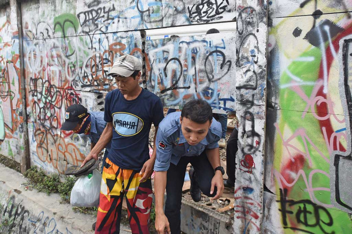 Dinsos DKI Razia PMKS di Kemayoran