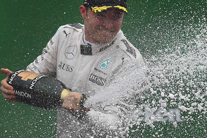 Dengan hasil tersebut Rosberg tetap di urutan kedua klasemen dengan 248 poin, memangkas keunggulan rekannya di tim Mercedes Hamilton menjadi dua poin, dengan tujuh seri balapan tersisa.