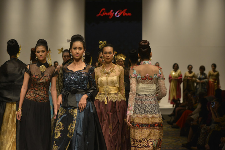 Ramli Sarwi Gozali Kartowidjojo tutup usia pada 23 Januari 2013. Selama 30 tahun berkarya, Ramli sangat konsisten mengangkat bordir yang merupakan kekayaan fashion nusantara ke atas panggung dunia melalui busana karya rancangannya. 