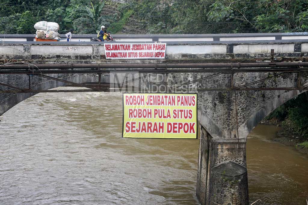 Jembatan Peninggalan Kolonial Belanda Rusak