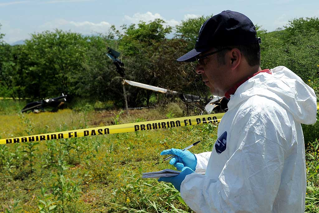 Helikopter ditembak jatuh saat mendukung operasi penangkapan terhadap pemimpin kelompok kriminal di wilayah Apatzingan, sebuah kota yang terletak di Tierra Caliente (Hot Land), Michoacan.