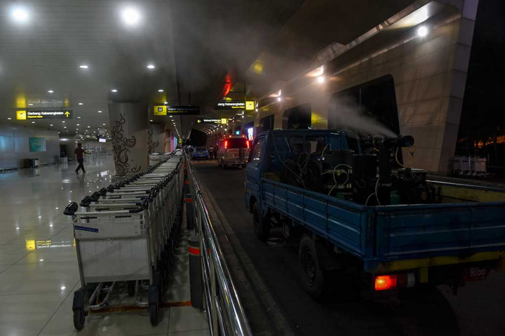 Pengasapan tersebut bertujuan untuk mengantisipasi penyebaran virus Zika yang ditularkan melalui nyamuk aedes aegypti.