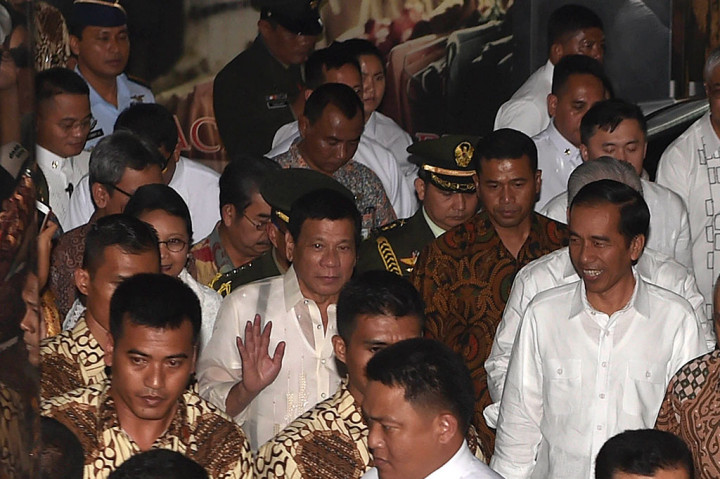 Presiden Jokowi Ajak Duterte Blusukan di Tanah Abang