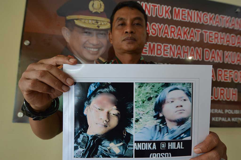 Selain menangkap Basri dan istrinya, Polisi juga menemukan jenazah DPO teroris Poso bernama Andika di Sungai Puna, Desa Tangkura, Poso Pesisir Selatan.