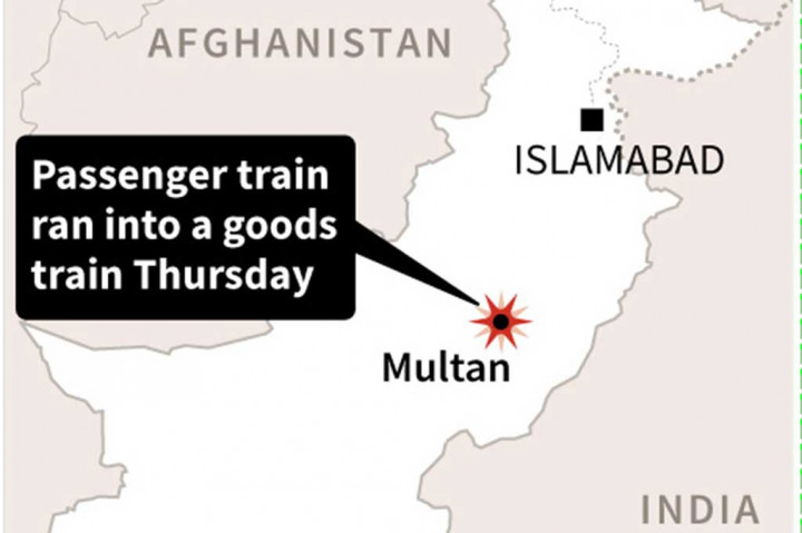4 Tewas Akibat Tabrakan Kereta di Pakistan