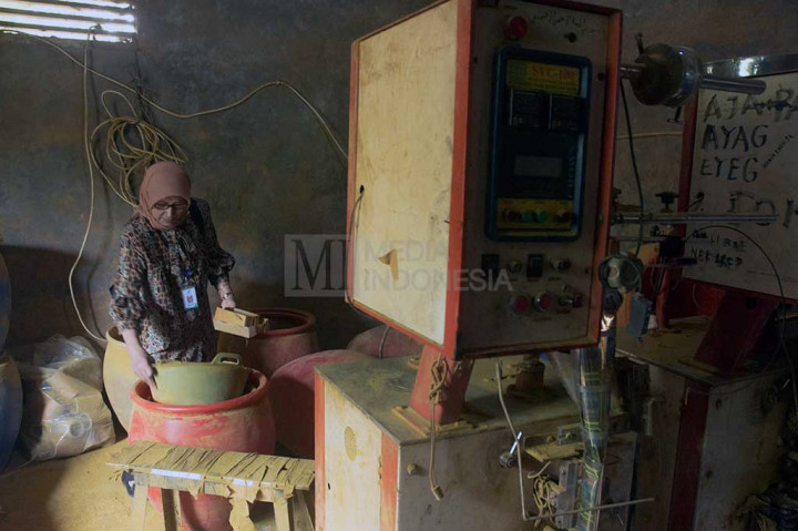 BB POM Semarang Sita Ribuan Bungkus Jamu Ilegal
