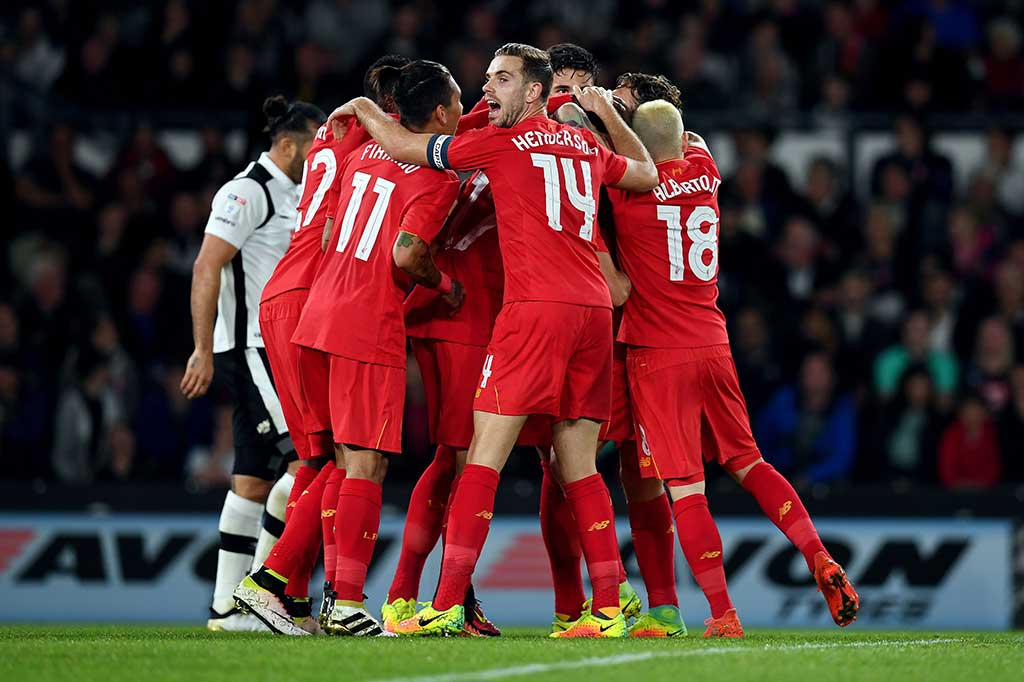 Tim tamu membuka skor lewat Ragnar Klavan pada menit ke-24.