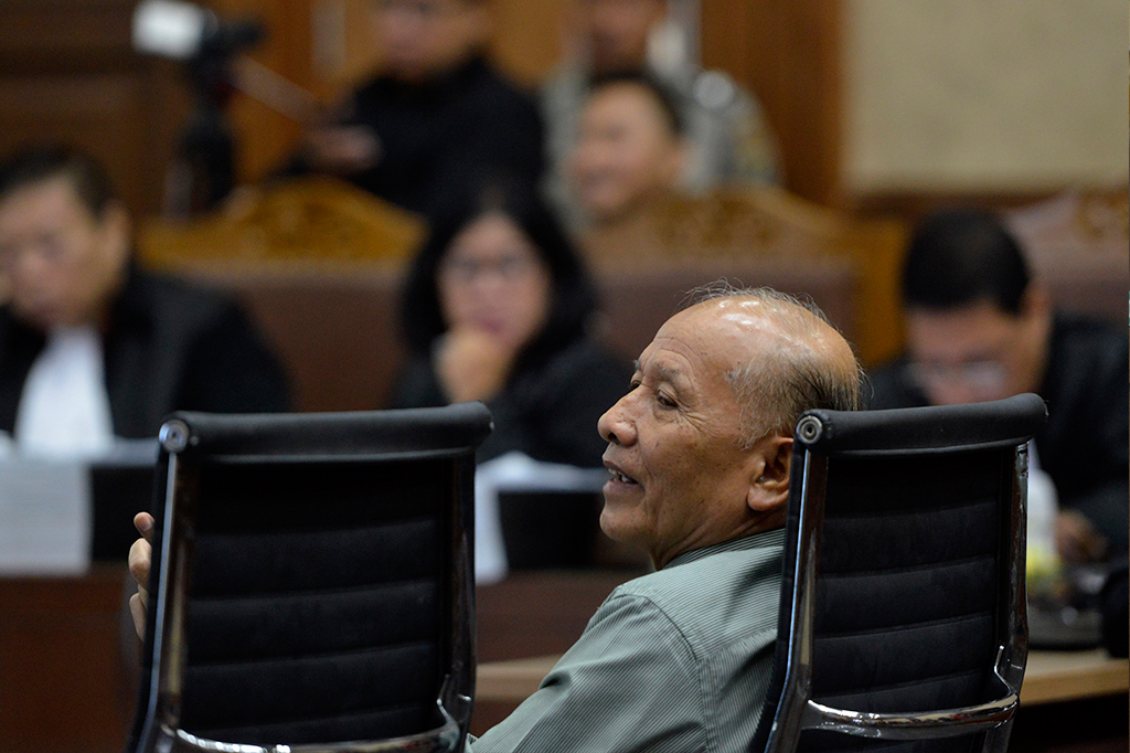 Saksi ahli hukum pidana Universitas Brawijaya Masruchin Ruba'i memberi kesaksian saat persidangan ke-24 kasus kematian Wayan Mirna Salihin dengan terdakwa Jessica Kumala Wongso.