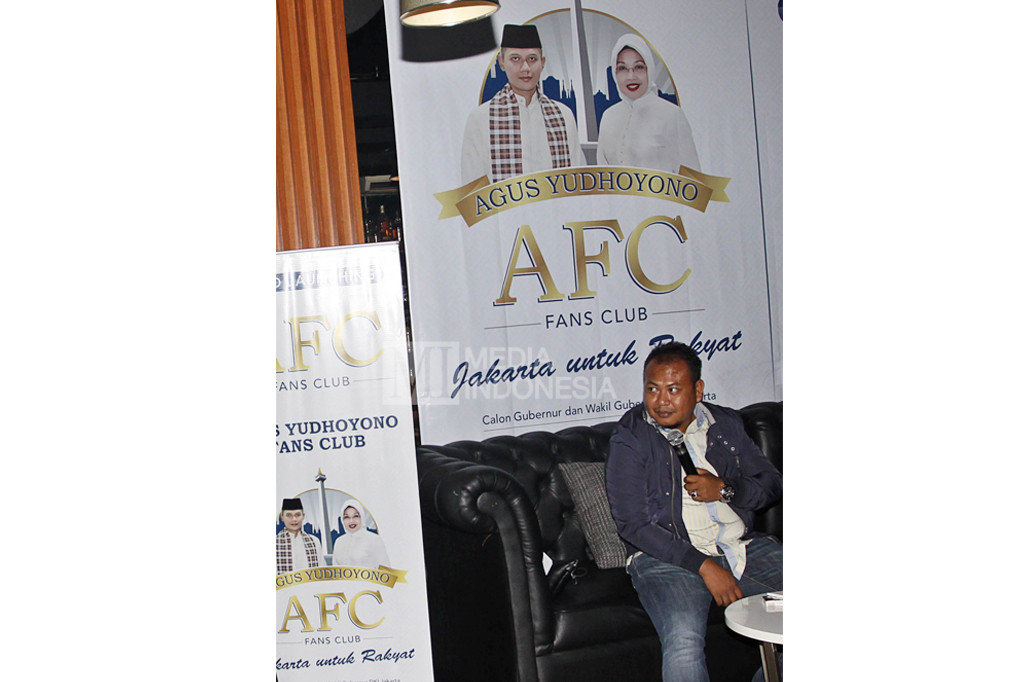 Ketua Koordinator Agus Yudhoyono Fans Club (AFC) Sirajuddin Abdul Wahab mendeklarasikan dukungannya kepada pasangan Agus-Sylviana di Pilkada DKI.