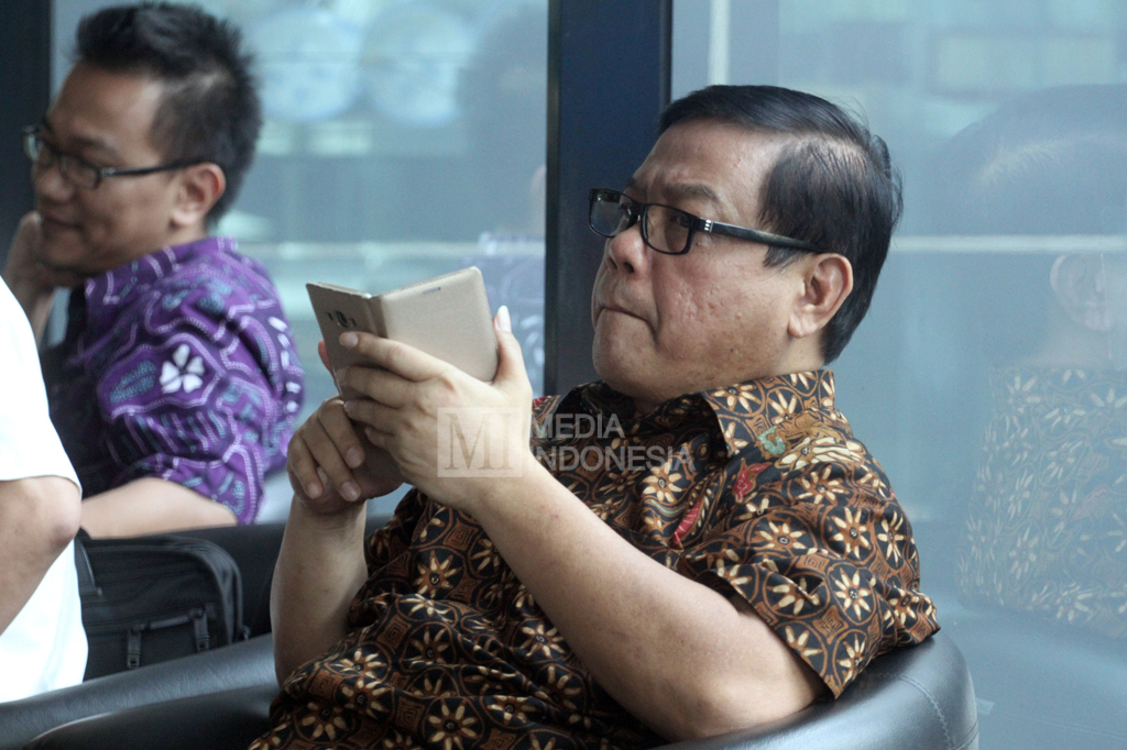 Sekjen Dewan Perwakilan Daerah (DPD) RI Soedarsono Hardjosoekarto dipanggil ke Gedung KPK, Jakarta, Senin (26/9/2016).