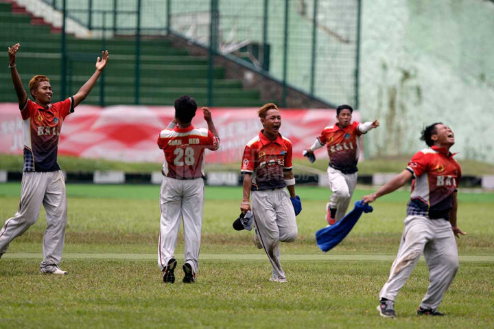 Tim Cricket Putra Bali Raih Emas