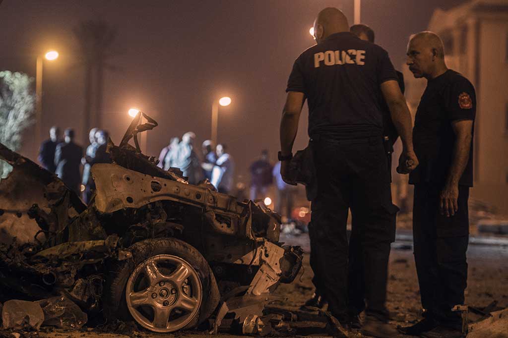 Mesir telah diguncang serangkaian bom mobil bunuh diri dan serangan jihad, sejak militer menggulingkan Presiden Islamis Mohammed Morsi pada 2013.