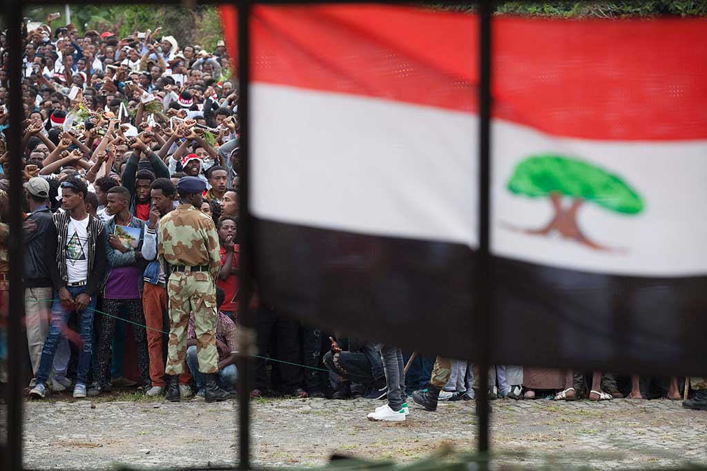Ribuan orang mengikuti festival tahunan Irreecha di Kota Bishoftu, sekitar 40 km selatan ibu kota Addis Ababa. 
