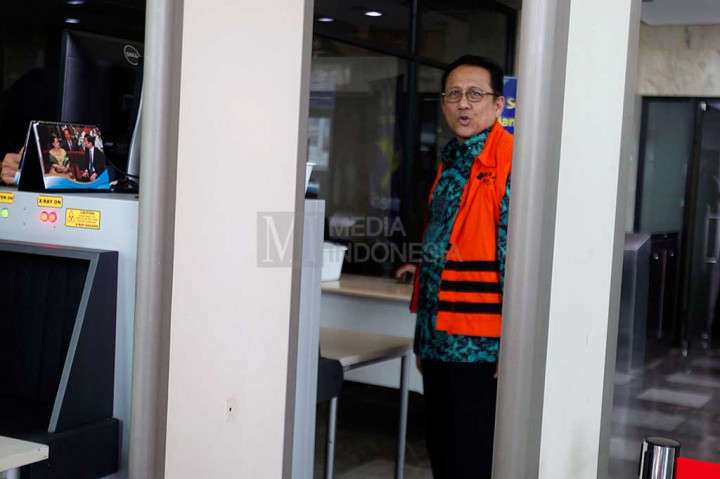 Irman juga mengaku menelepon Djarot karena hanya ingin menuaikan kewajibannya sebagai anggota dewan untuk menekan harga gula.
