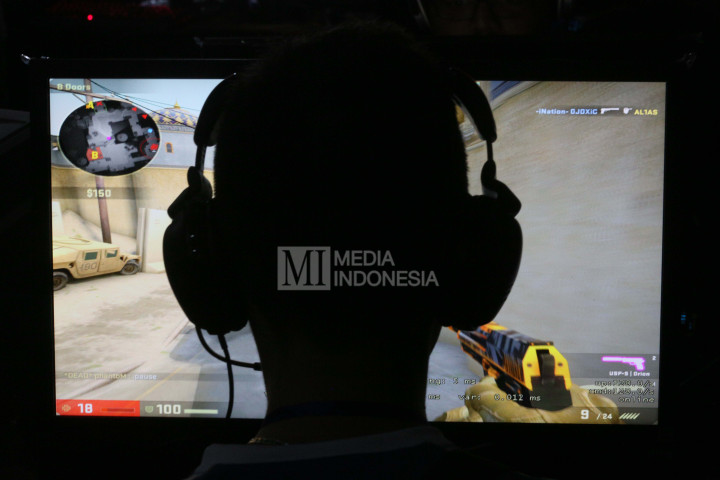 Tim Serbia bertanding melawan tim Maladewa dalam babak penyisihan lomba E-Sport game online pada Olimpiade Olahraga Rekreasi Dunia (TAFISA) 2016 di Ancol, Jakarta, Kamis (6/10/2016).