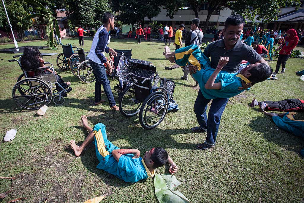Kegiatan tersebut diikuti ratusan siswa, guru dan wali murid SLB N 1 Bantul.