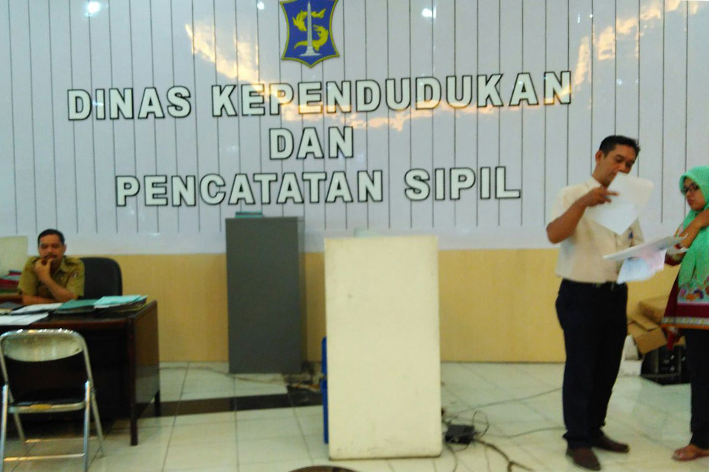 Pengurusan E-KTP di Surabaya Terkendala Jaringan Eror