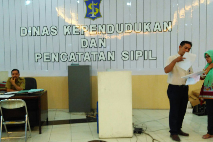 Pengurusan E-KTP di Surabaya Terkendala Jaringan Eror