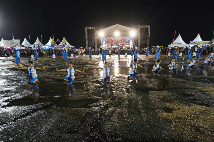 Festival Pesona Teluk Tomori Dibuka