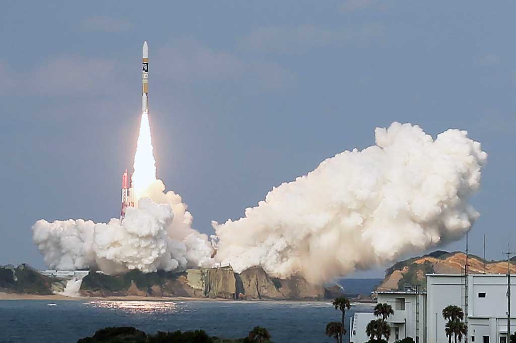 Himawari-9 memiliki kamera berspesifikasi tinggi dan daya pengamatan tiga kali lebih kuat daripada satelit Himawari-8 yang saat ini beroperasi. Himawari-9 sendiri diharapkan akan beroperasi penuh pada 2022.