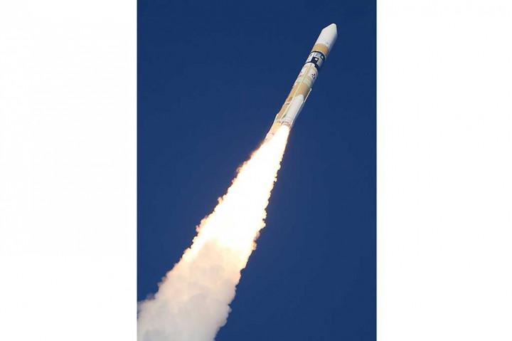 Satelit baru tersebut ditempatkan di luar angkasa untuk membantu meningkatkan pemantauan badai siklon di kawasan Asia dan Oceania.