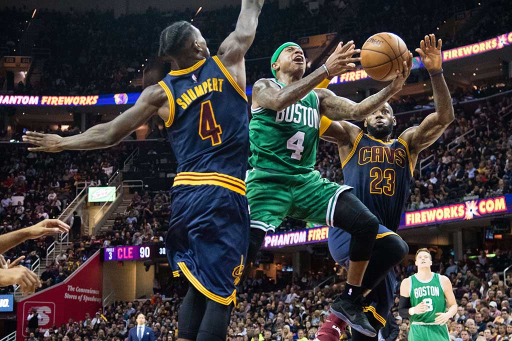 Sementara itu andalan Celtics Isaiah Thomas mengemas 30 poin.