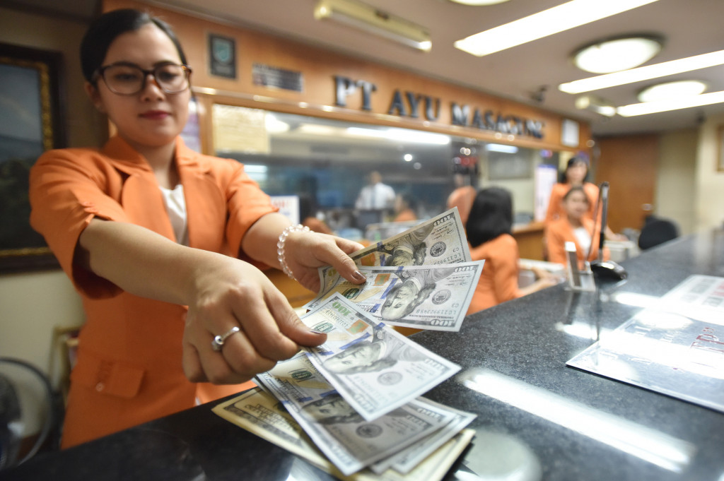 Pasca Trump Menang, Rupiah Melemah ke Rp13.127/USD