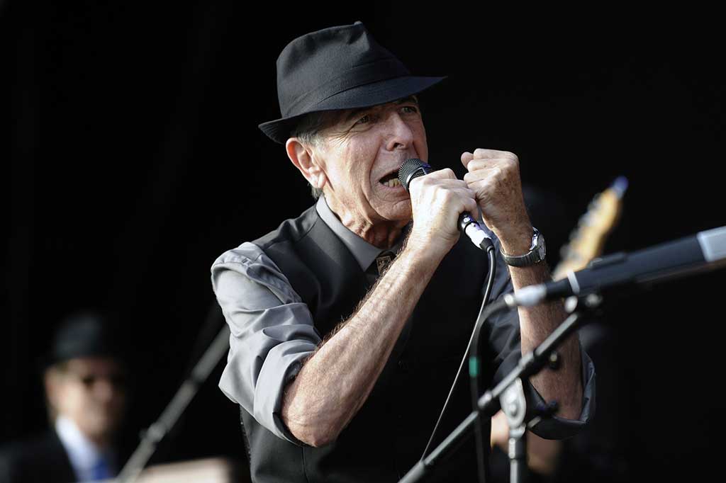 Kabar kematian Leonard Cohen disampaikan oleh manajemen pada Kamis (10/11/2016), dan upacara pemakamannya akan diadakan di Los Angeles di kemudian hari. Tidak ada pernyataan yang mengungkapkan penyebab kematiannya.