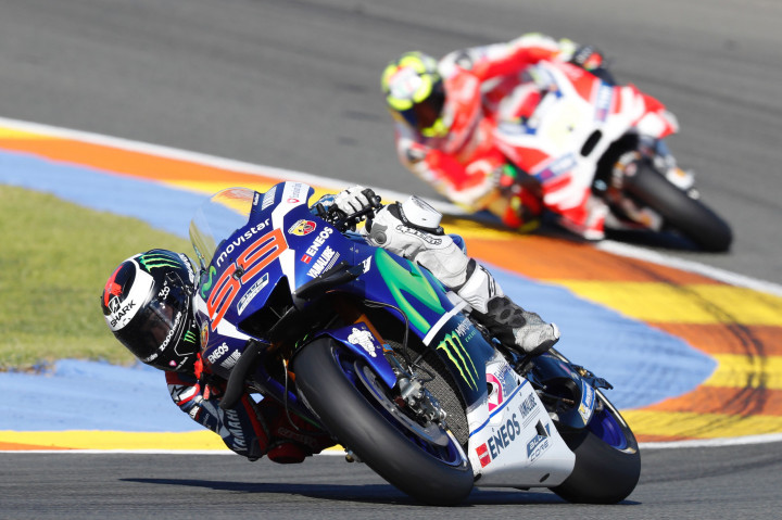 Menang di GP Valencia, Lorenzo Beri Kado Perpisahan untuk Yamaha