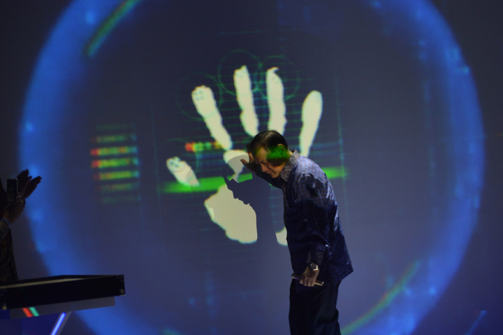 Gubernur Bank Indonesia Agus Martowardojo meresmikan BI Fintech Office di Jakarta, Senin (14/11/2016)