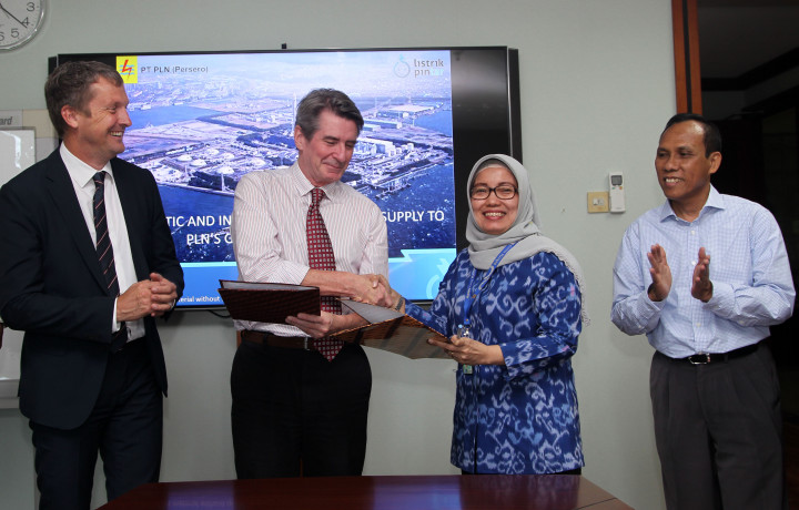 PLN meminta KBR untuk menyiapkan dokumen kelayakan proyek pembangunan LNG Terminal untuk seluruh Pembangkit Gas sesuai RUPTL 2016-2025 agar diperoleh sistim logistik yang workable, ekonomis dan paling efisien sehingga dapat mendukung pencapaian target penugasan 35.000 Mega Watt dan target penurunan biaya produksi listrik.