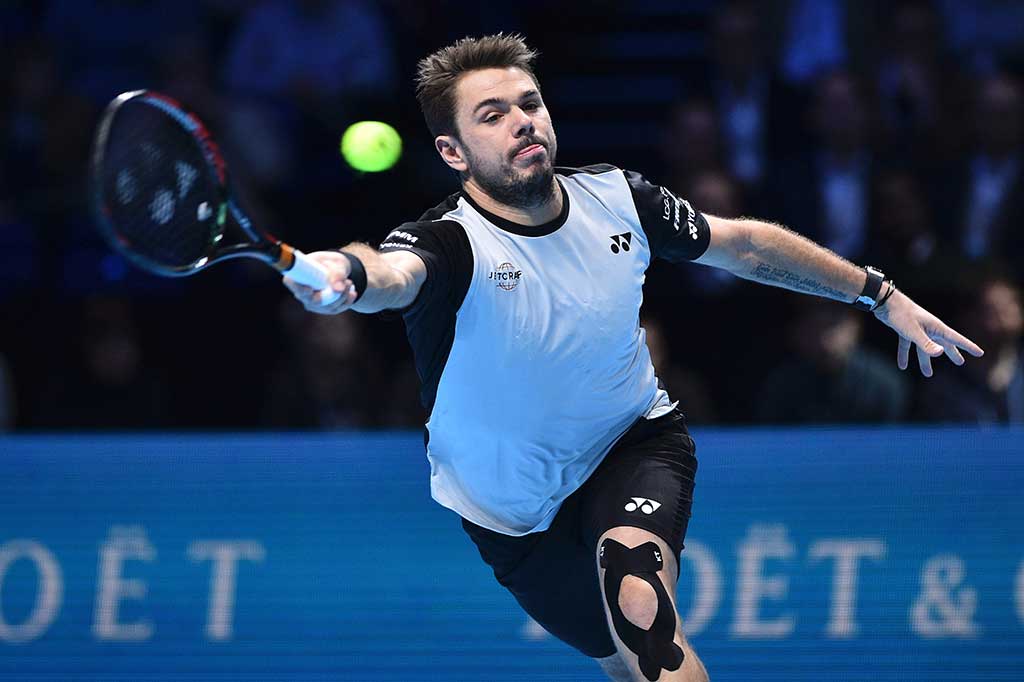 Wawrinka tidak mampu meladeni permainan Murray dan kalah dua set langsung 6-4, 6-2.