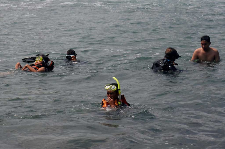 Pesona Wisata Pantai Nglambor Gunung Kidul