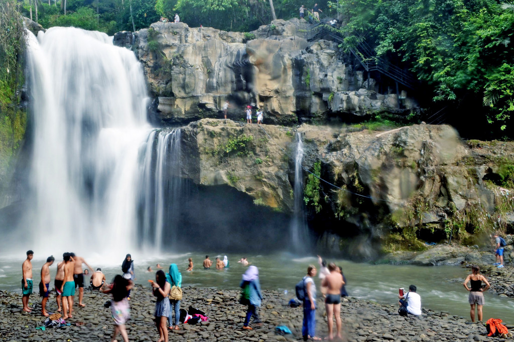 Pesona Air Terjun Tegenungan di Bali