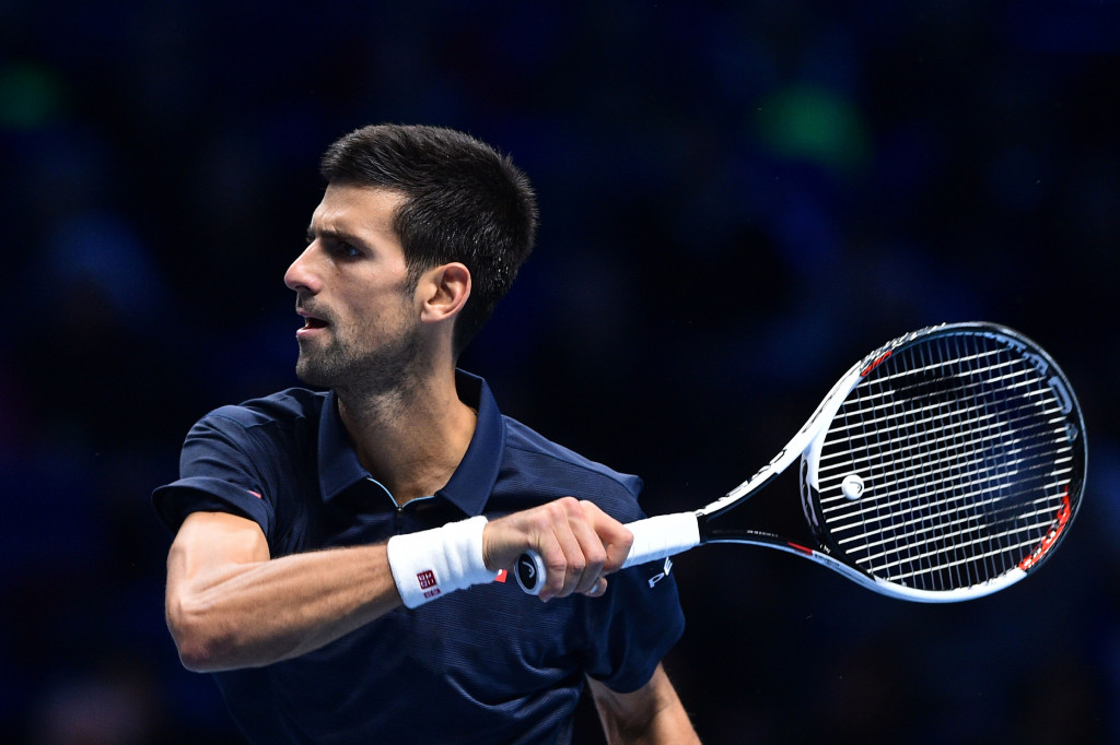 Novak Djokovic berhasil menaklukkan unggulan kelima, Kei Nishikori dengan dua set langsung 6-1, 6-1