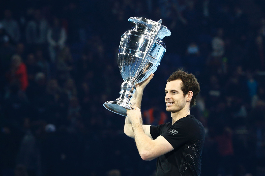 Trofi ATP World Tour Finals membuat Murray mengunci predikat nomor satu dunia