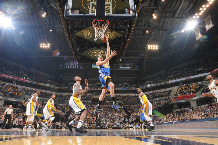 Shooting-guard Klay Thompson menjadi penyumbang poin terbanyak bagi Warriors dengan 25 poin dan 1 rebound.