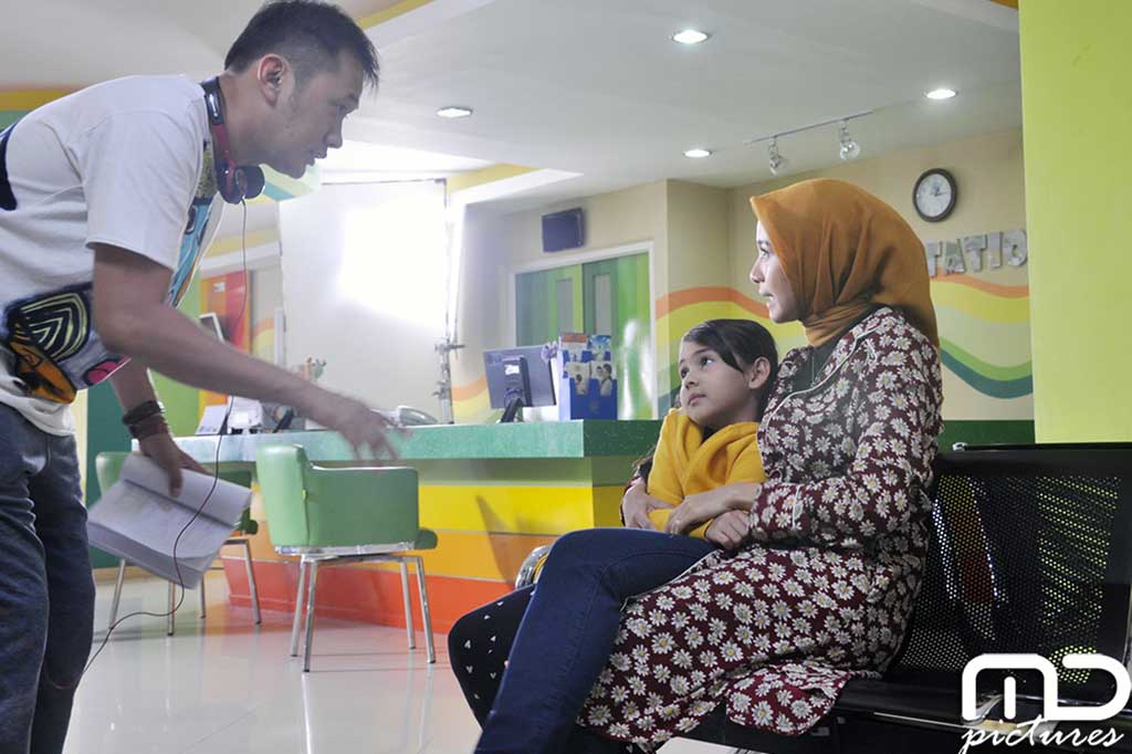 Behind The Scene 'Surga yang tak Dirindukan 2'