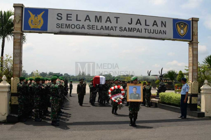 Jenazah Lettu CPN Ginas selanjutnya dibawa ke rumah duka di daerah Maguwoharjo, Depok, Sleman, Yogyakarta.