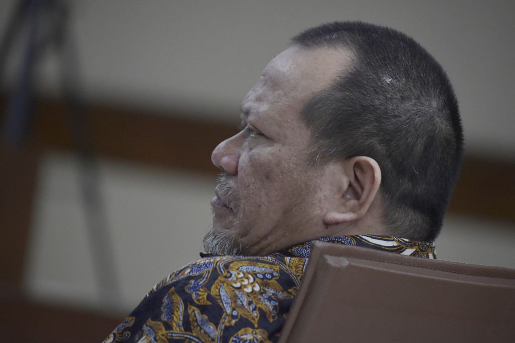 Terdakwa kasus korupsi dana hibah Kamar Dagang dan Industri (Kadin) Jawa Timur La Nyalla Mattalitti menjalani sidang lanjutan dengan agenda pembacaan tuntutan di Pengadilan Negeri Jakarta Pusat, Jakarta, Rabu (30/11/2016). 