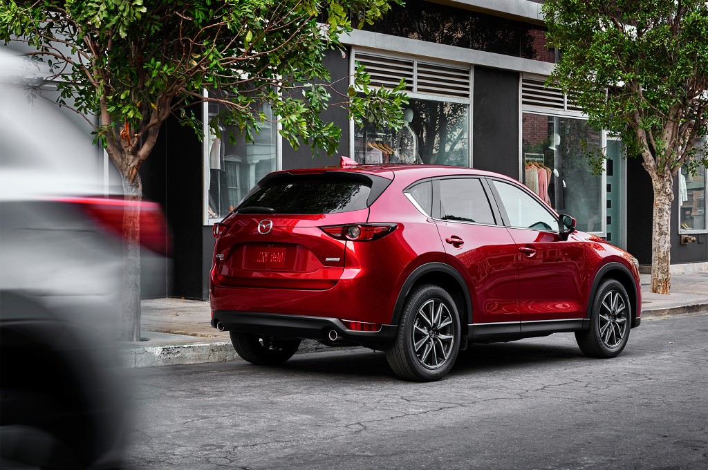 Di antara seluruh line-up produknya, Mazda CX-5 merupakan terlaris ke dua setelah Mazda3. Lima tahun terakhir seperempat volume penjualan tahunan global produk Mazda berasal dari CX-5.
