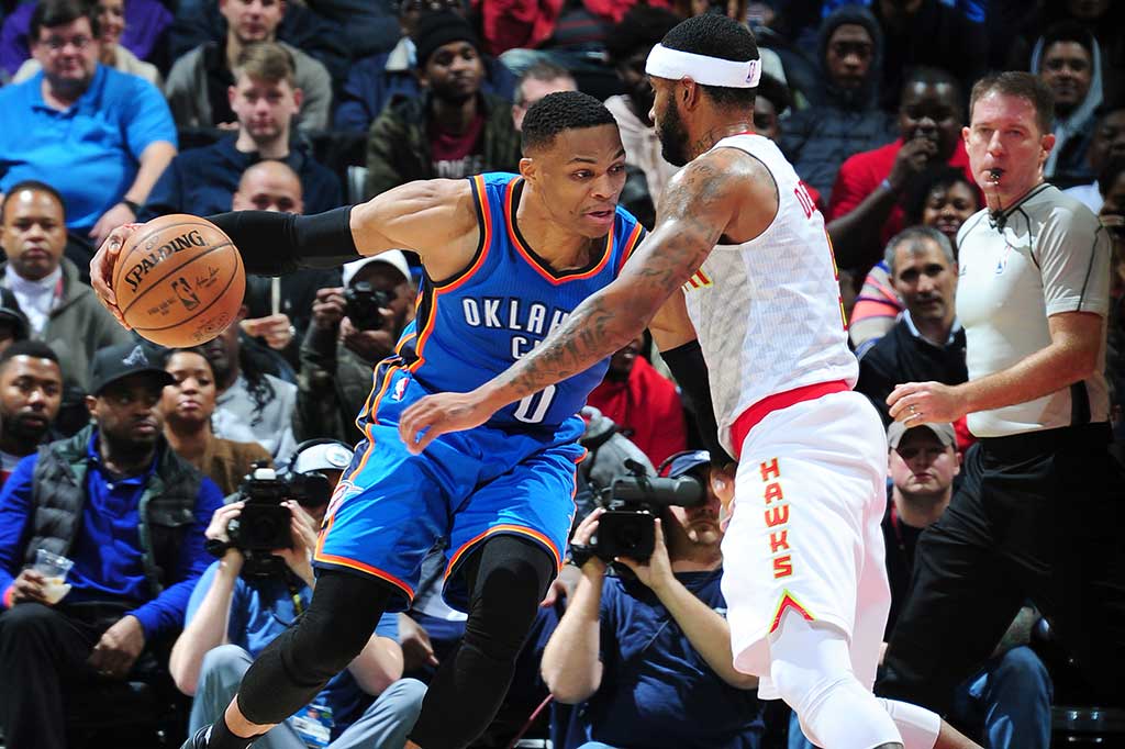 Westbrook menyelesaikan laga dengan menyumbang 32 poin, 13 rebounds dan 12 assists untuk membawa Thunder mencatatkan statistik menang kalah 14-8.