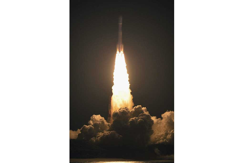 Setelah pasokan diturunkan di ISS, pesawat itu kemudian akan diisi dengan barang-barangan buangan, seperti peralatan eksperimen serta pakaian bekas, dan kemudian kembali ke Bumi. AP/Kyodo News/Ryosuke Uematsu