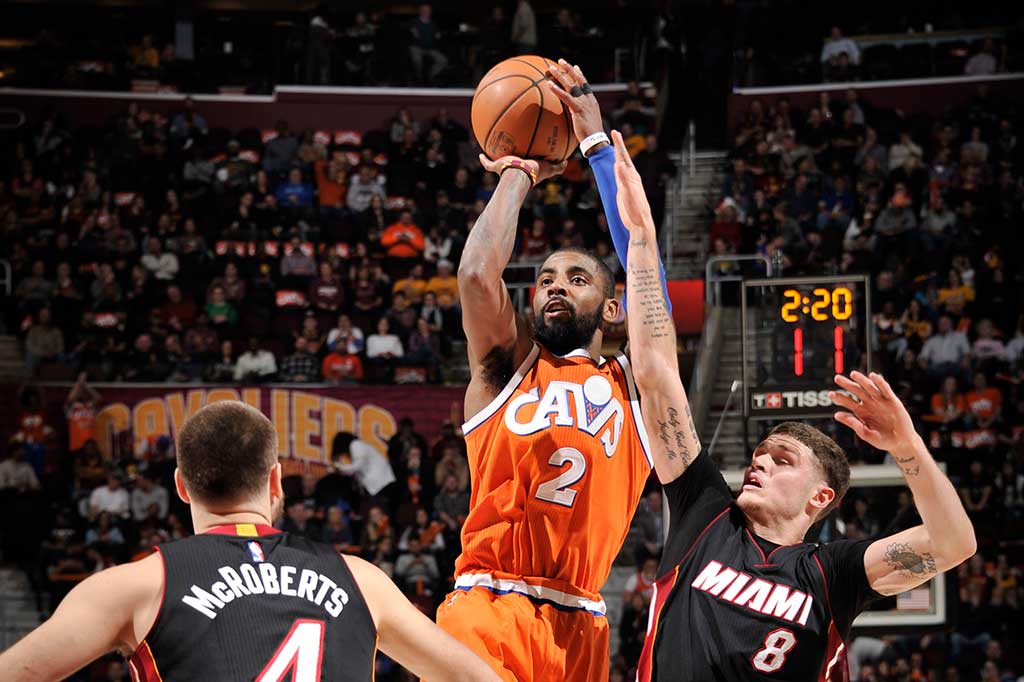Sementara itu Kyrie Irving menambah 23 poin untuk Cavs.